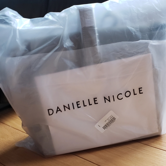 Danielle Nicole Milena Leather Satchel with Convertible Backpack - Picture 10 of 10